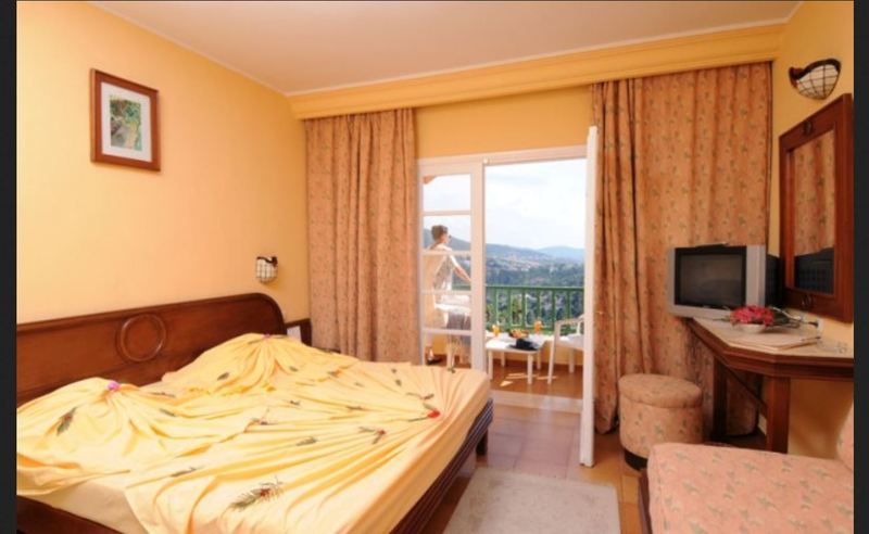 Dar Ismail Nour Elain Hotel Aïn Draham Exterior photo